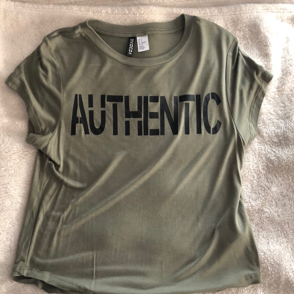 “AUTHENTIC” divided shirt from H&M